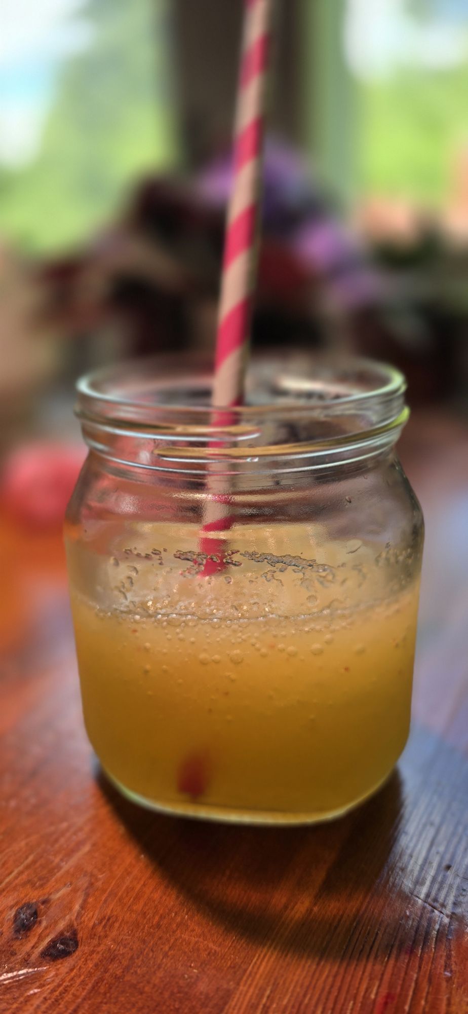 Kotona tehty slush eli jäähilejuoma